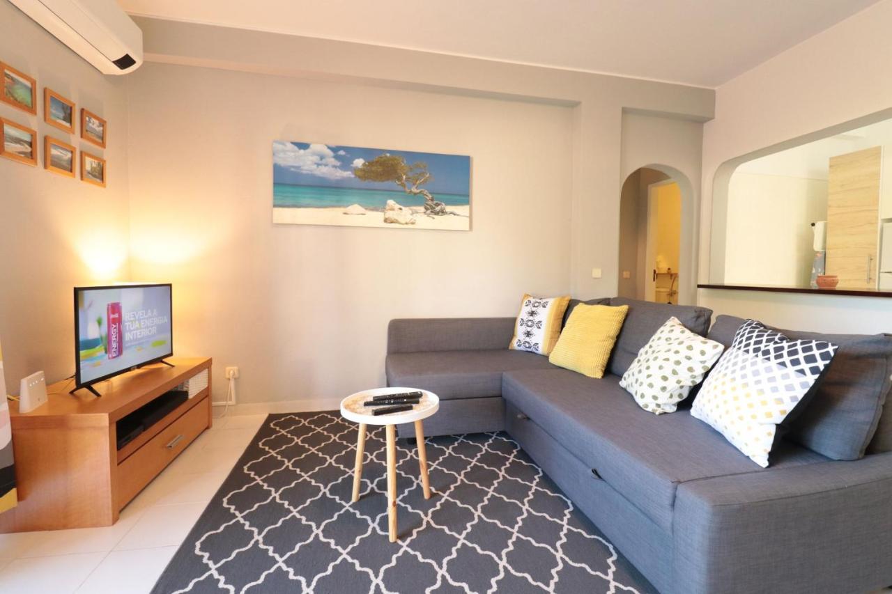 Lovelystay - Cozy 1Br Flat In Alvor With Ac And Balcony Eksteriør bilde